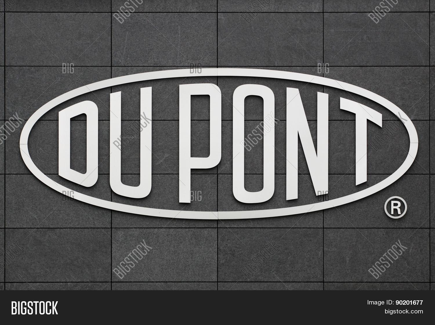 Дюпон эмблема. St dupont logo. Дюпон де немур логотип компании. Dupont логотип. Dupont компания.
