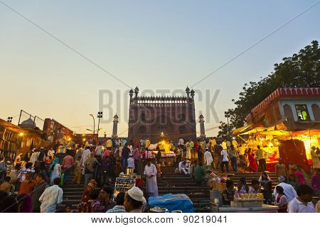 People At The Meena Bazaar Market  In Delhi, India.