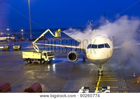 Deicing Of The Lufthansa Plane