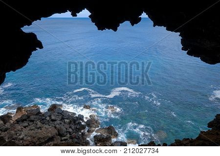 Cliffs And Pacific Ocean Landscape Vue From Ana Kakenga Cave In Easter Island