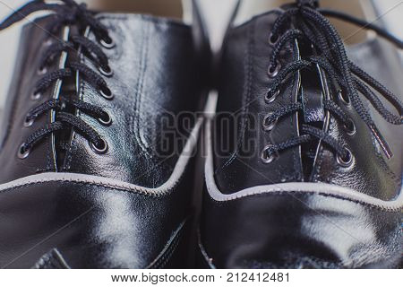 Stylish Black Man's Crafted Shoes For Ballroom Dancing