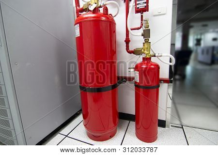 Fm-200 Suppression Systems, Fm200 Gas Flooding System, Gas Suppression System In Data Center Room