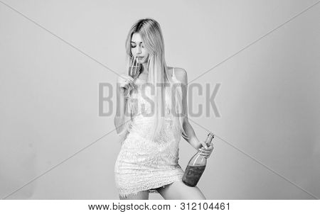 Luxury Champagne. Pretty Blonde Celebrate Birthday. Sweet Liquor Champagne. Glamorous Party. Girl Dr