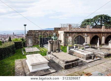 Florence, Italy - April, 2018: Cemetery Of The Holy Door A And The Beautiful City Of Florence