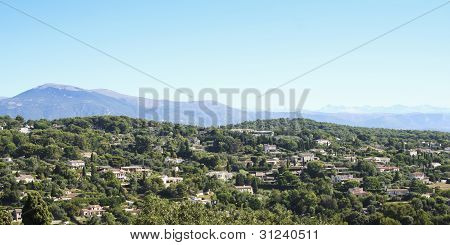 Mougins vily od Francie