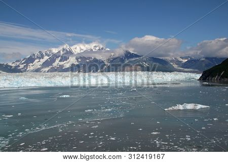 Hubbard Glacier And Yakutat Bay, Alaska, In Summer