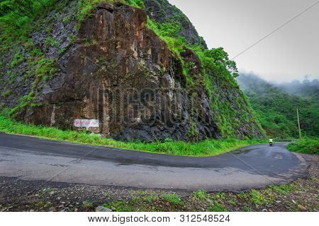 Beginning Of Vagamon Hills Station, Vagamon Is One Of The Best Tourist Destination In Idukki Distric