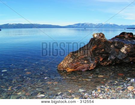 Jezero Tahoe