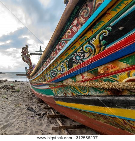 Songkhla, Thailand - Feb. 2, 2019 : The Colorful Pattern Of Koleh Boat At Ban Bo Mas Beach, Songkhla