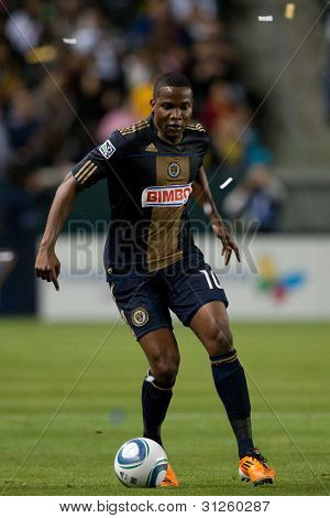 CARSON, CA. - 2 aprile: Philadelphia Union F Danny Mwanga #10 in azione durante la partita MLS tra t