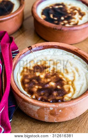 Turkish Dssert Rice Pudding Sutlac / Custard