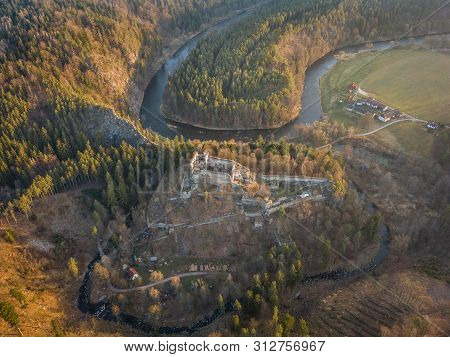 Divci Kamen Is A Ruin Of A Gothic Castle Near The Town Of Kremze In  The Cesky Krumlov District . It
