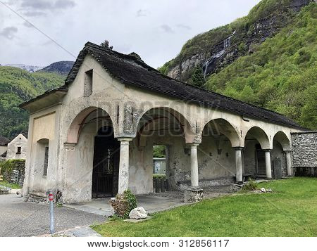 Church Of Santa Maria Assunta And Of St. John The Baptist Or Chiesa Di Santa Maria Assunta E Di San 