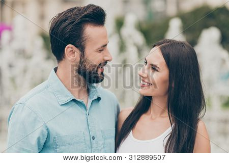 Phoro Of Two Millennial Spouses Married Look Feel Rejoice Free Time Weekend Holiday Rest Relax Vacat