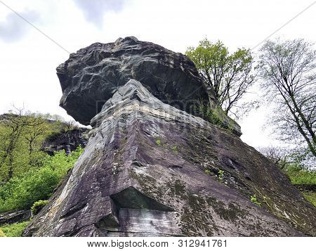 The Gigantic Monolith Or The Stone Mushroom (the Sott Piodau Site), Bignasco - Canton Of Ticino, Swi
