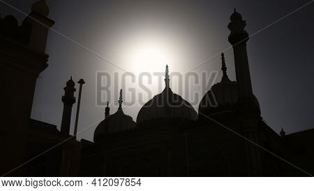 Sun Shine Upon Muslim Worship Place Landscape Photography Hd Mono-chrome