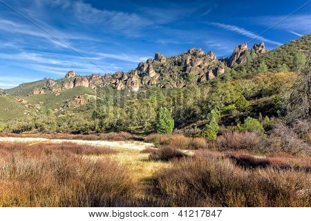 Pinnacles National Monument en Californie (États-Unis)