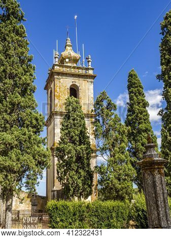 Almeida, Guarda, Portugal; August 2020: Entance And Fragment Of The Fortified Medieval Walls Of The 