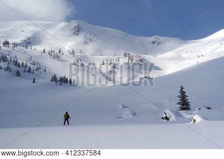 Ski tour in Godeanu Mountains, Carpathians, Romania, Europe
