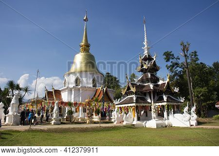 Ancient Ruins Building Stupa Chedi Pagoda Shrine For Thai People And Foreign Travelers Travel Visit