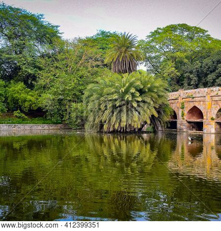 Mughal Architecture Inside Lodhi Gardens, Delhi, India, Arches Inside The The Three-domed Mosque In