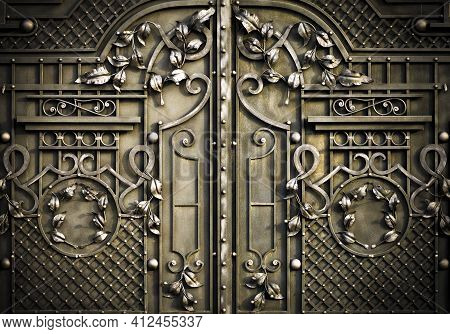 Style Color Large Metal Gates, Clise Up