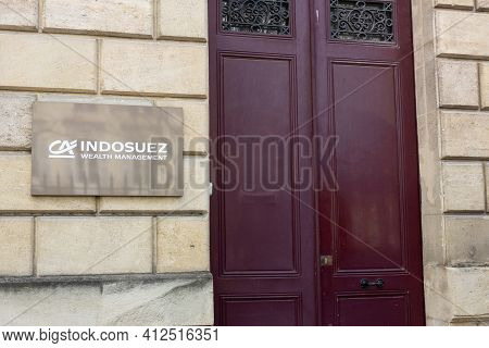 Bordeaux , Aquitaine France - 03 08 2021 : Ca Indosuez Wealt Management Logo And Sign Text On Entran