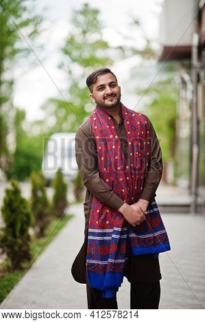 Pakistani Pathan Man Wear Traditional Clothes.