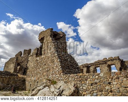 Castelo Rodrigo, Portugal - August  2020: View Of The Cobble Street Leading To The Clock Tower And T