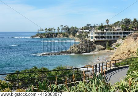 LAGUNA BEACH, CA, NOVEMBER 14, 2016: Homes along the Laguna Beach, California coastline, looking north from Heisler Park.