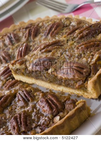 Pecan Pie med en skiva skärs