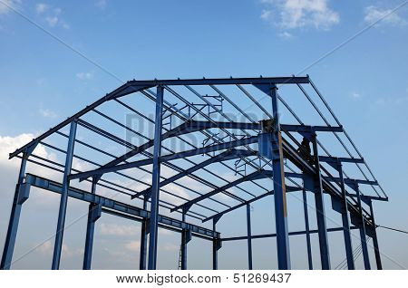 Steel structure of a new industrial building