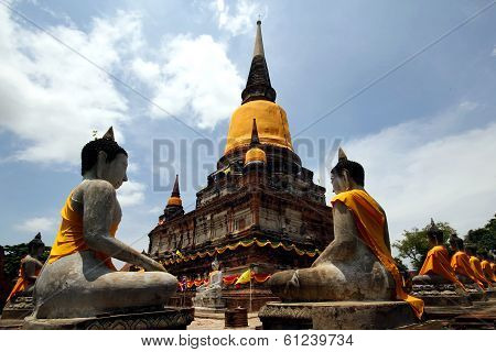 Wat Yai Chai Mongkol