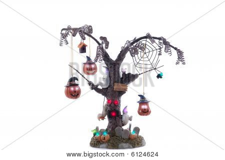 Upiorny Halloween drzewo z Jack O'Lanterns, duchy i koty