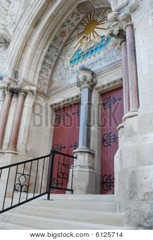 Iglesia Entrtance