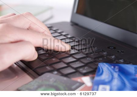 Online nakupování.