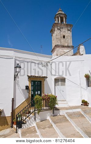 Alleyway. Laterza. Puglia. Italy.