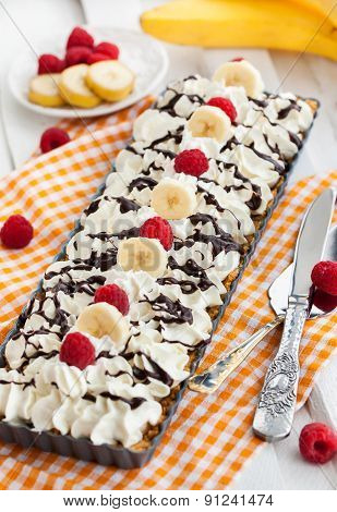 Banoffee Pie (banana And Toffee Tart)