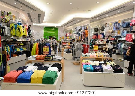 HONG KONG - APRIL 23, 2015: The PopCorn Shopping Malll interior. Hong Kong shopping malls are some of the biggest and most impressive in the world.