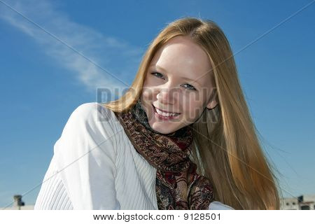 Ragazza sorridente