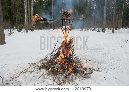 Burnt an effigy of the carnival at the festival Seeing the Russian winter.