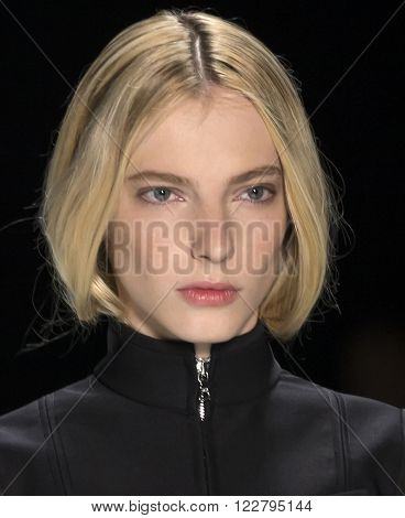Vera Wang - Fall Winter 2016 Collection