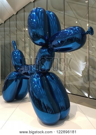 LOS ANGELES - MARCH 5: Balloon Dog by Jeff Koons at The Broad Contemporary Art Museum on March 5, 2016 in Los Angeles, California, USA.