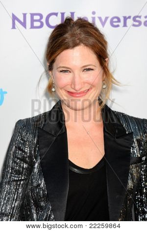 ลอสแองเจลิส - 1 aug: Kathryn Hahn มาที่ปาร์ตี้ SLS โรงแรมปลอด TCA ฤดูร้อน 2011 ในเดือนสิงหาคม 