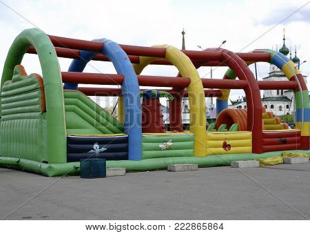 Children's inflatable jumpy house castle top half
