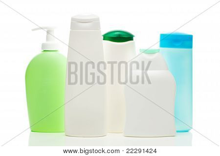 Envases cosméticos, aislados en blanco