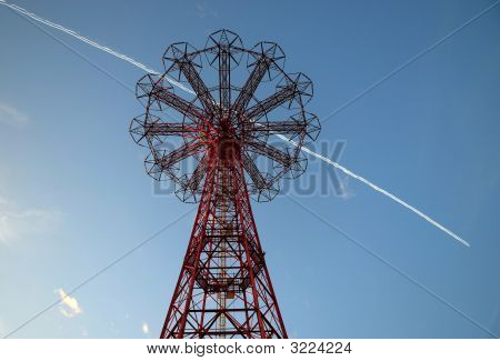 Torre de salto de pára-quedas