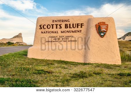 Entrance welcome sign to Scotts Bluff National Monument in Scottsbliuff, Nebraska.