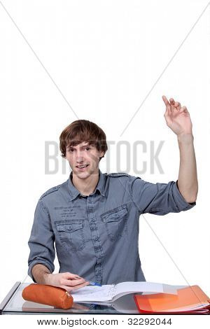 นักเรียนชายที่ตั้งคำถาม