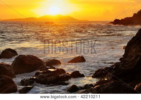 Isola Sunrise